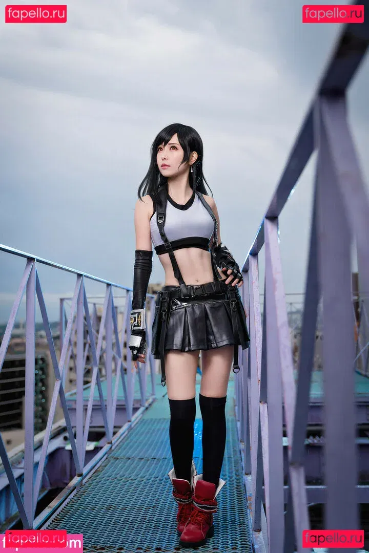 eeelyeee Onlyfans Photo Gallery 