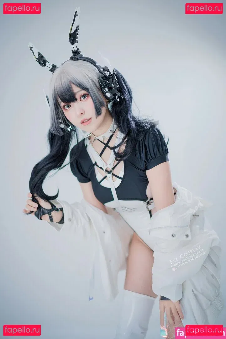 eeelyeee Onlyfans Photo Gallery 