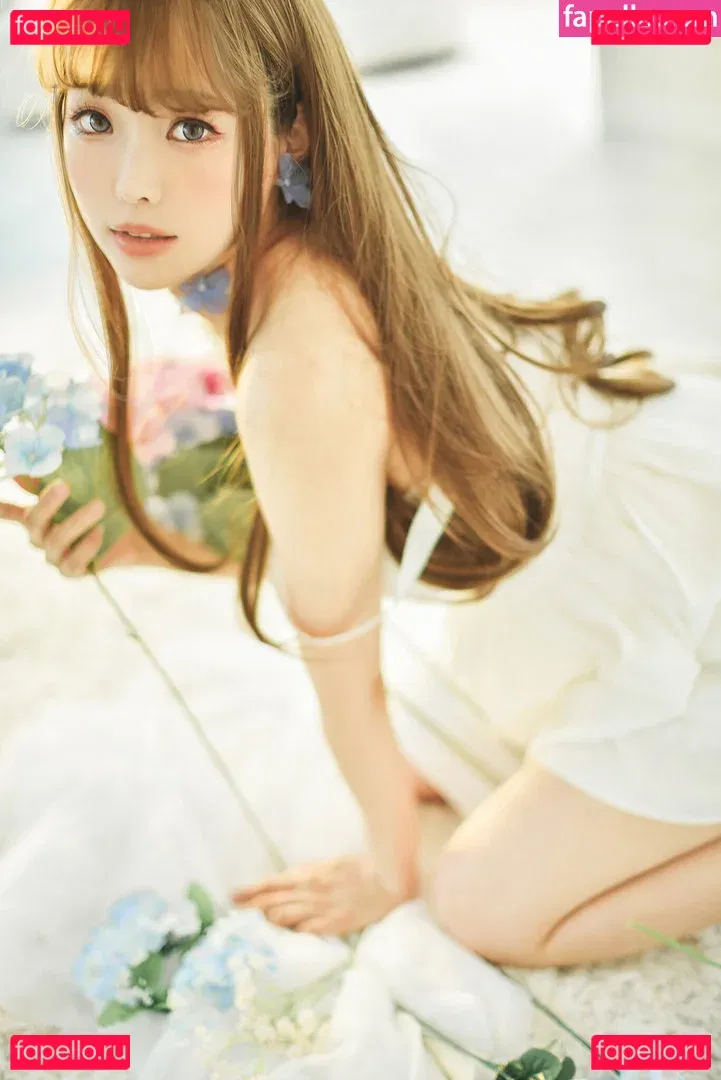 eeelyeee Onlyfans Photo Gallery 