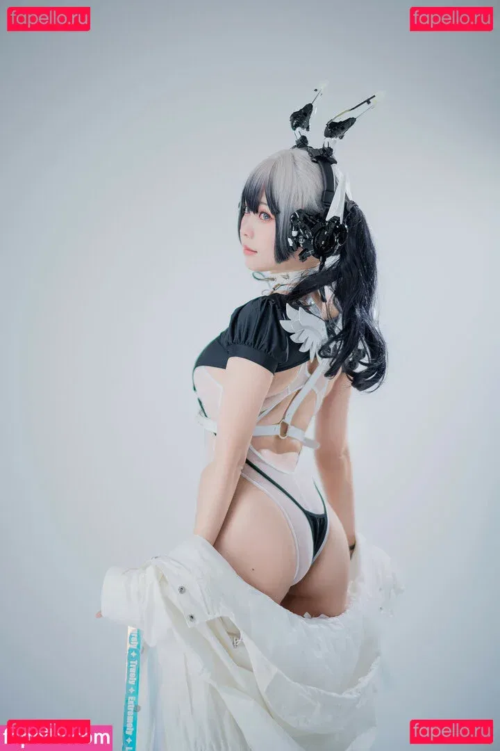 eeelyeee Onlyfans Photo Gallery 