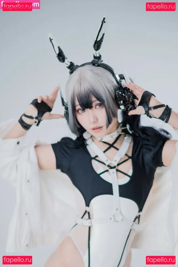 eeelyeee Onlyfans Photo Gallery 