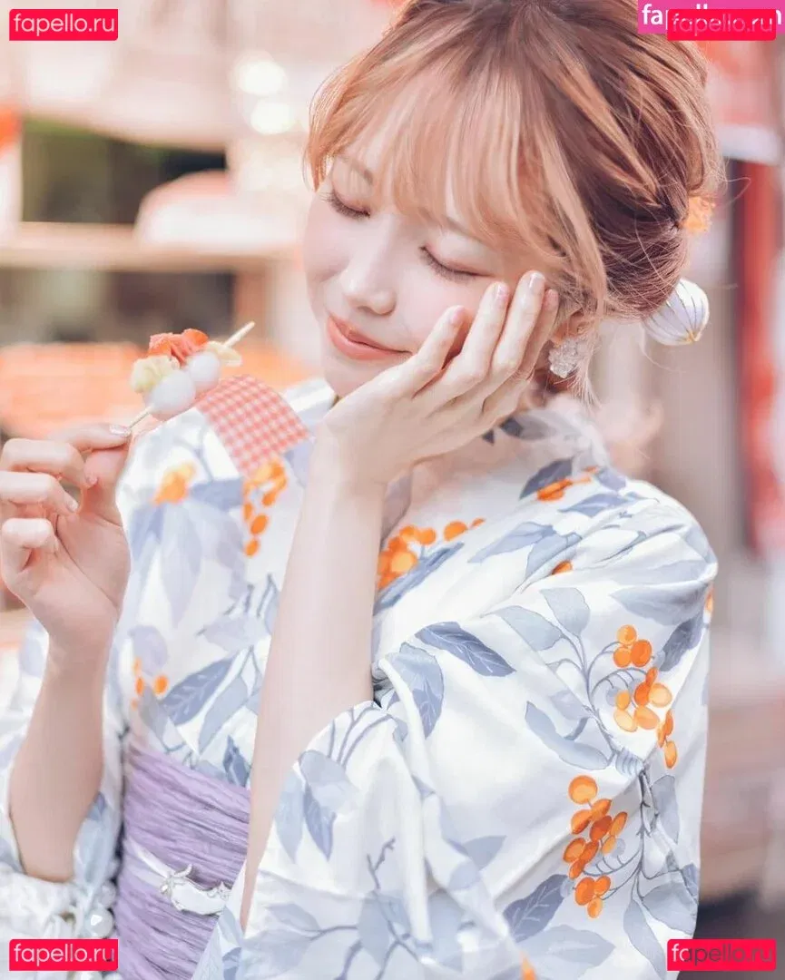 eeelyeee Onlyfans Photo Gallery 