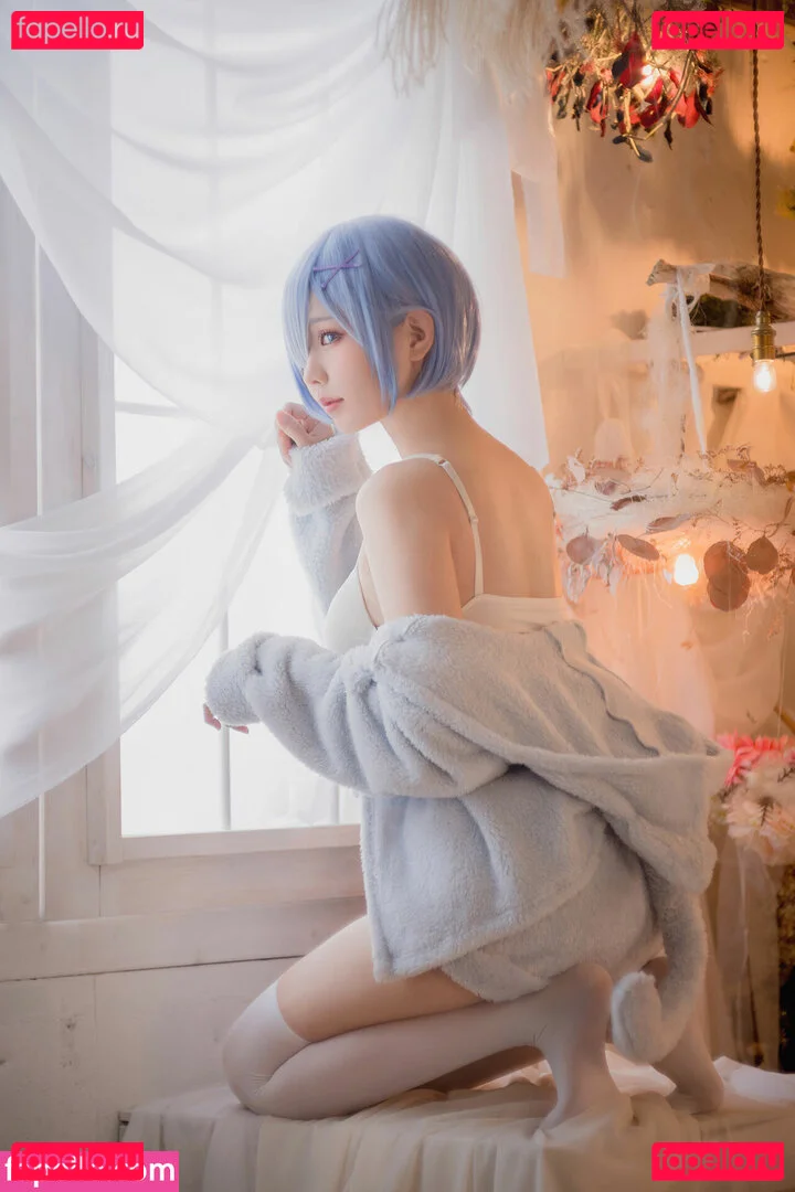 eeelyeee Onlyfans Photo Gallery 