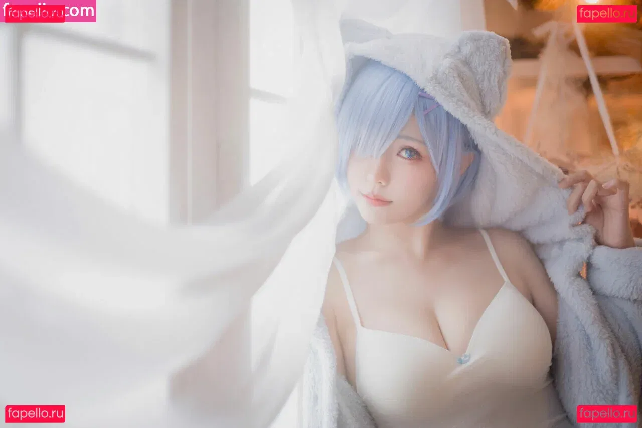 eeelyeee Onlyfans Photo Gallery 