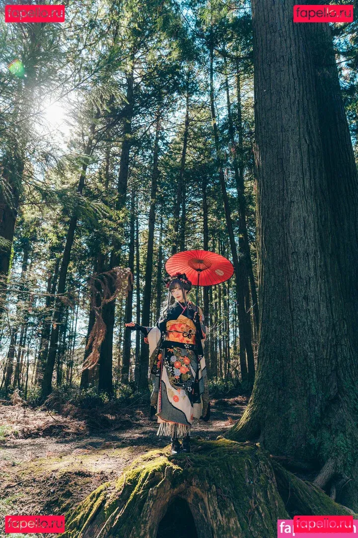 eeelyeee Onlyfans Photo Gallery 