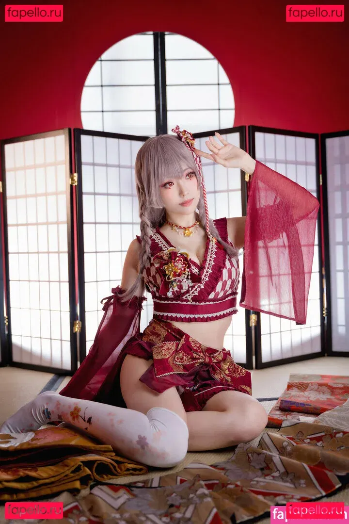 eeelyeee Onlyfans Photo Gallery 