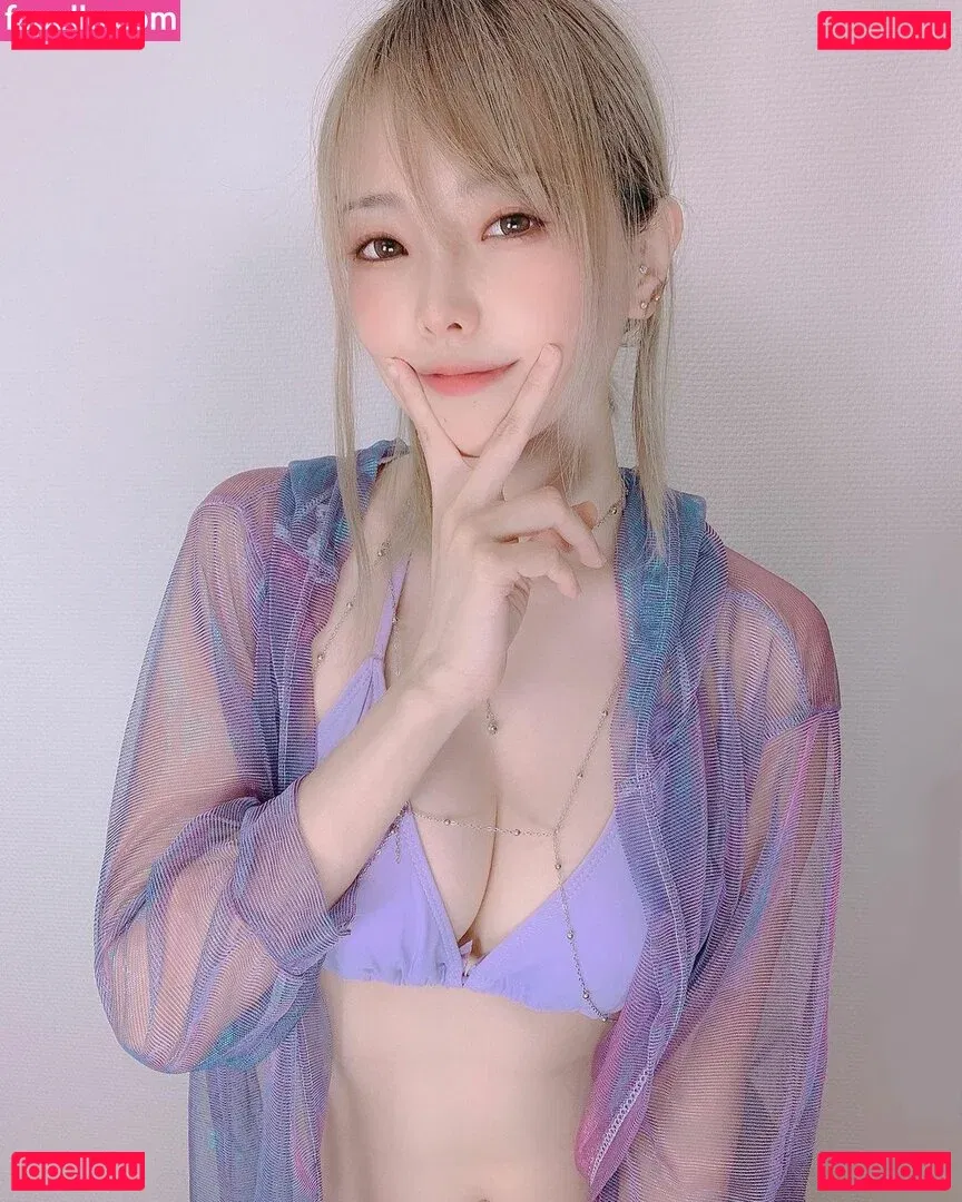 eeelyeee Onlyfans Photo Gallery 