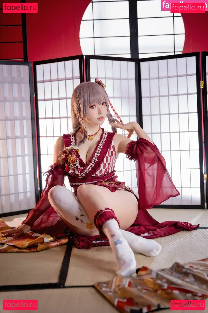 eeelyeee Onlyfans Photo Gallery 