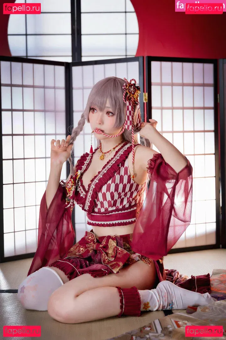 eeelyeee Onlyfans Photo Gallery 