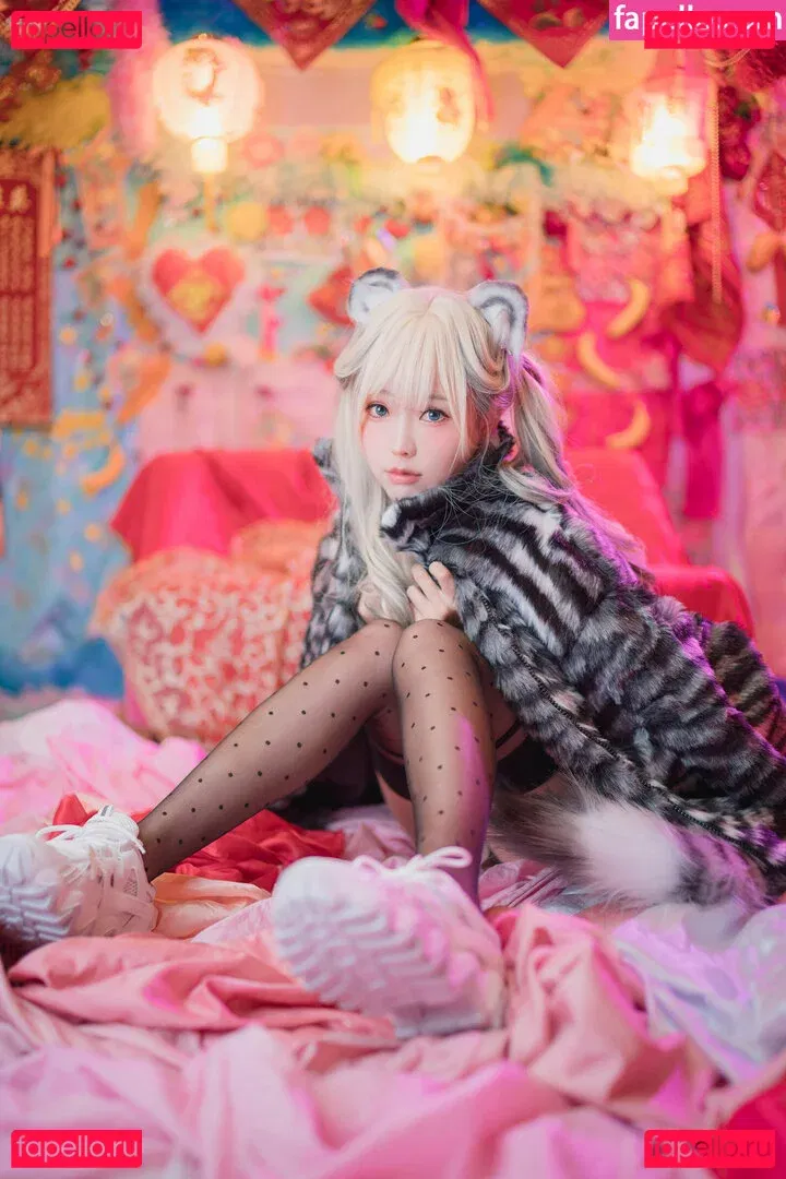 eeelyeee Onlyfans Photo Gallery 