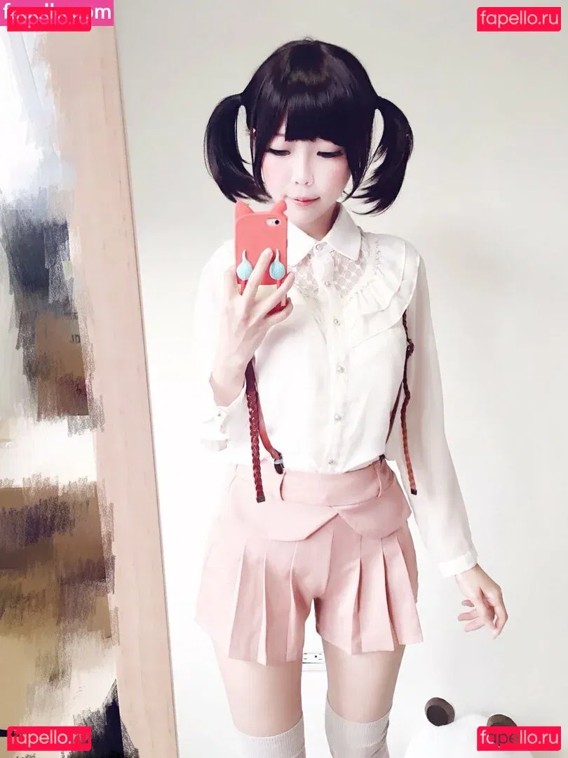 eeelyeee Onlyfans Photo Gallery 