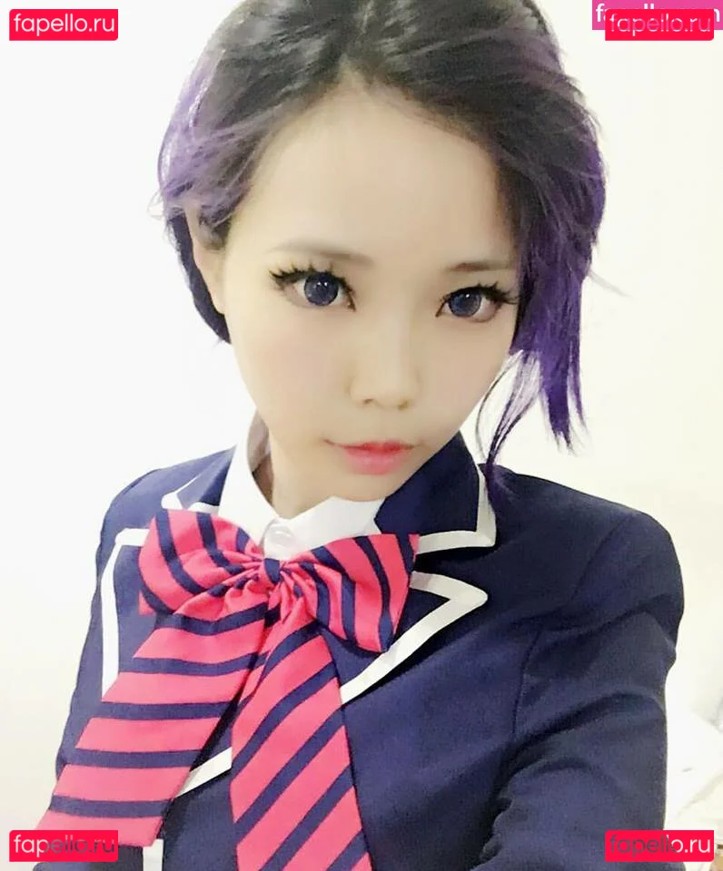 eeelyeee Onlyfans Photo Gallery 