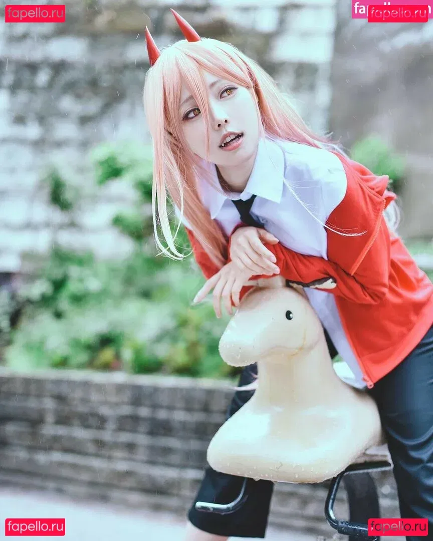 eeelyeee Onlyfans Photo Gallery 