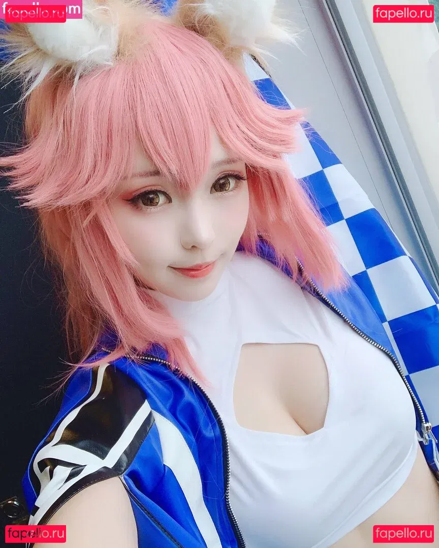 eeelyeee Onlyfans Photo Gallery 