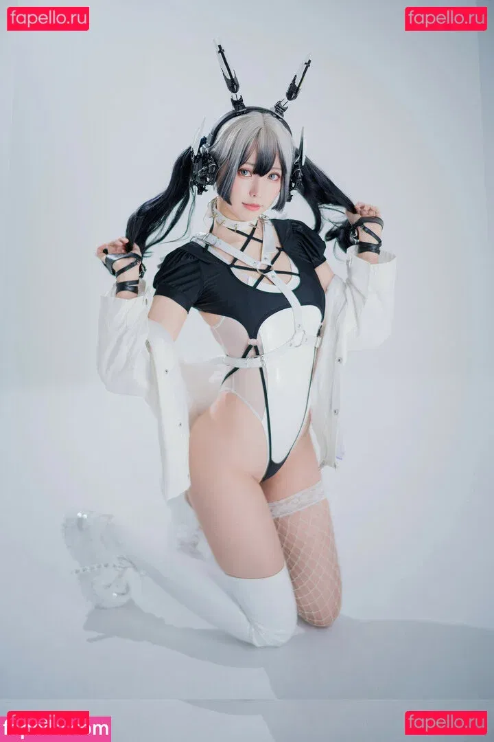 eeelyeee Onlyfans Photo Gallery 