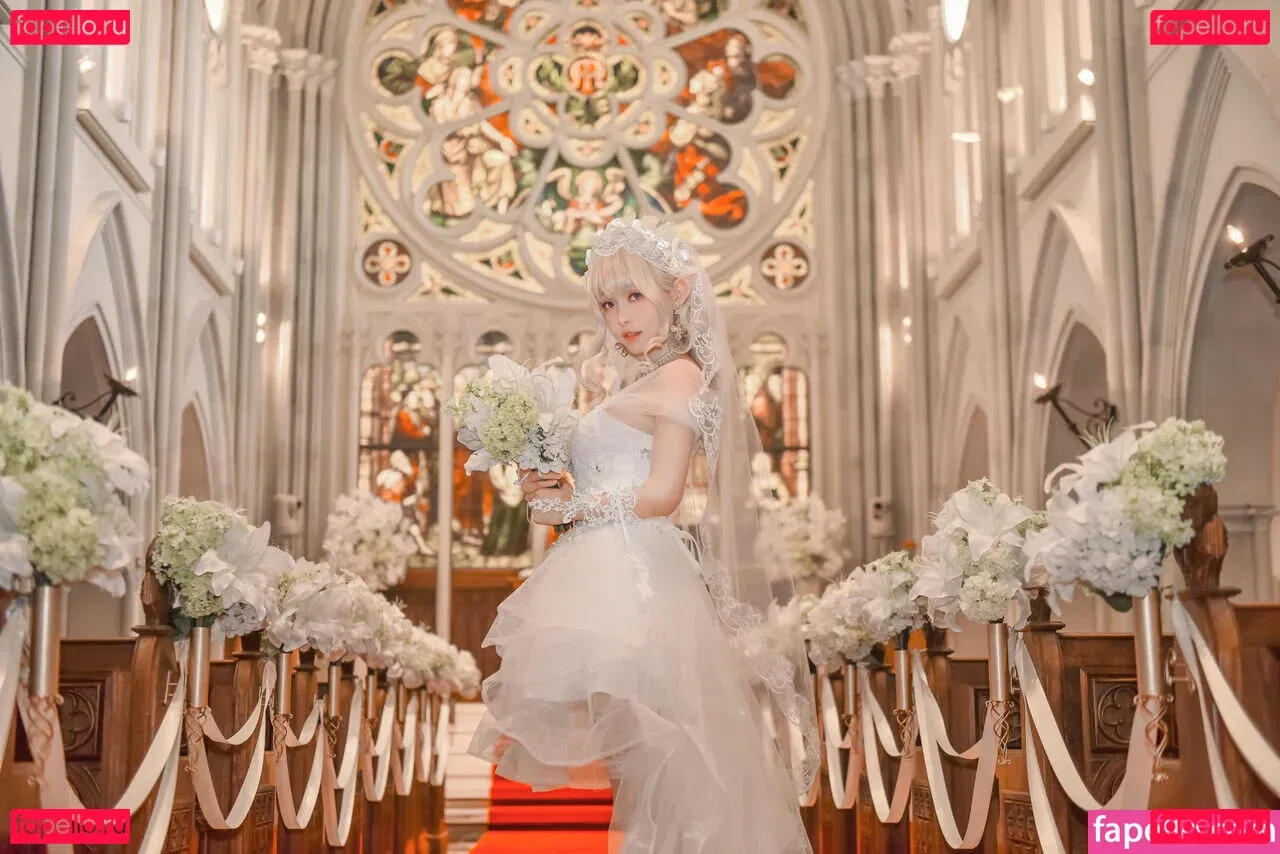 eeelyeee Onlyfans Photo Gallery 