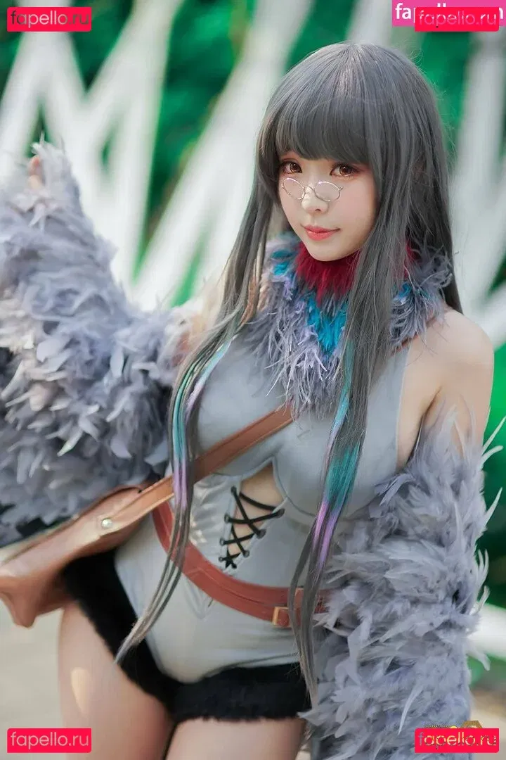 eeelyeee Onlyfans Photo Gallery 