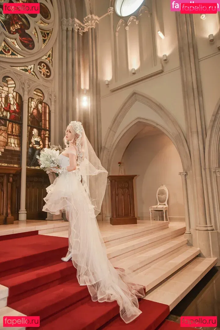 eeelyeee Onlyfans Photo Gallery 