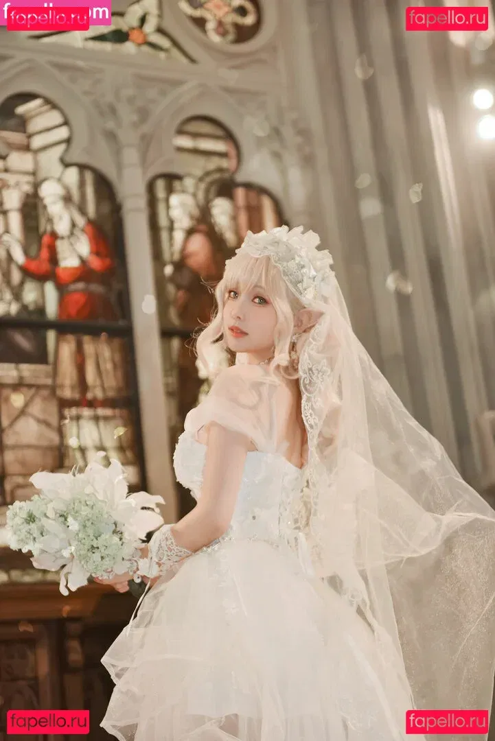 eeelyeee Onlyfans Photo Gallery 