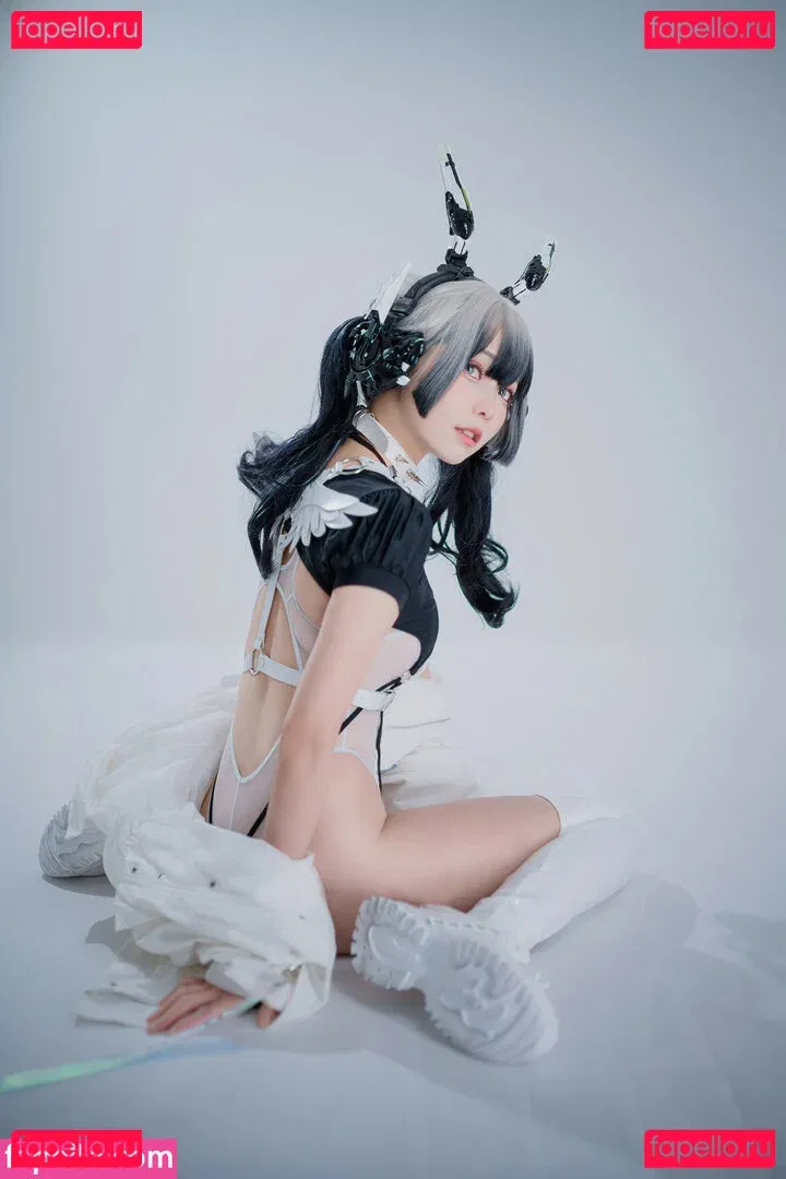 eeelyeee Onlyfans Photo Gallery 