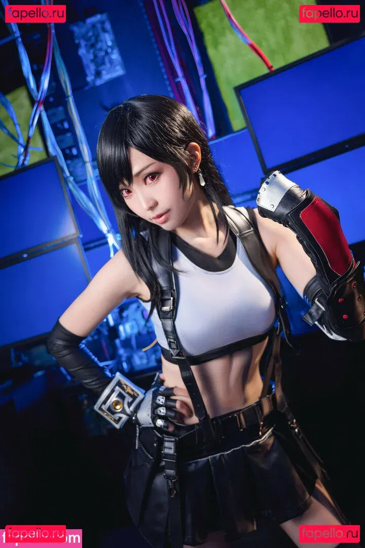 eeelyeee Onlyfans Photo Gallery 