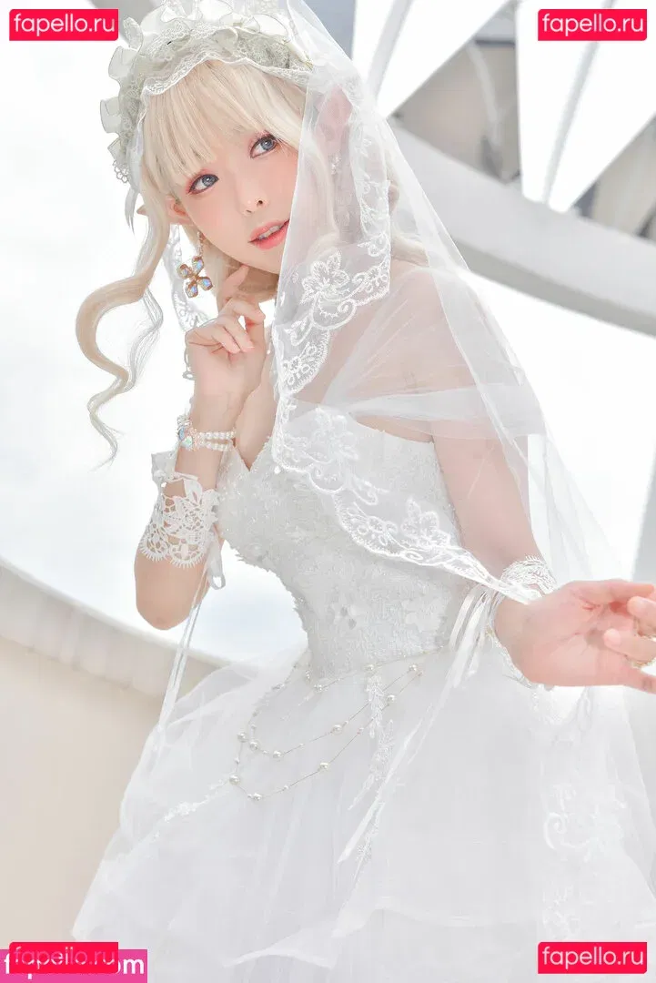 eeelyeee Onlyfans Photo Gallery 