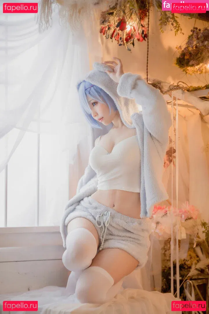 eeelyeee Onlyfans Photo Gallery 