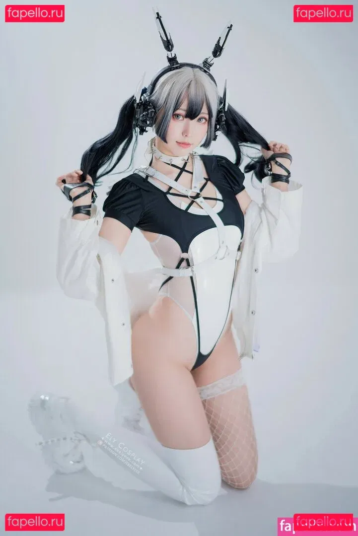 eeelyeee Onlyfans Photo Gallery 