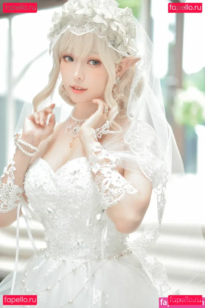 eeelyeee Onlyfans Photo Gallery 