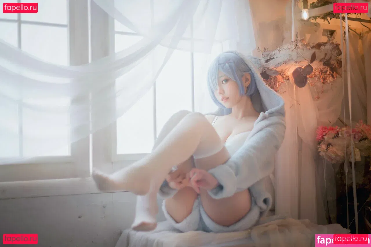 eeelyeee Onlyfans Photo Gallery 