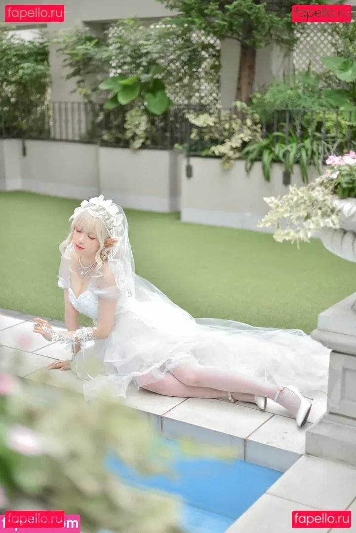 eeelyeee Onlyfans Photo Gallery 