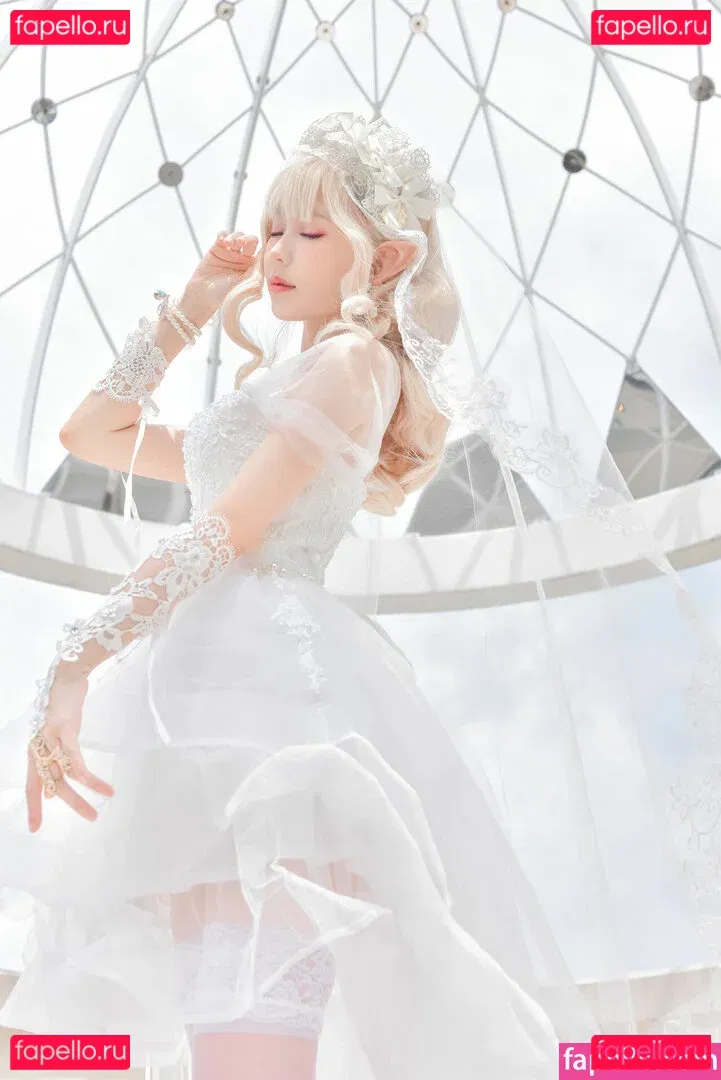 eeelyeee Onlyfans Photo Gallery 