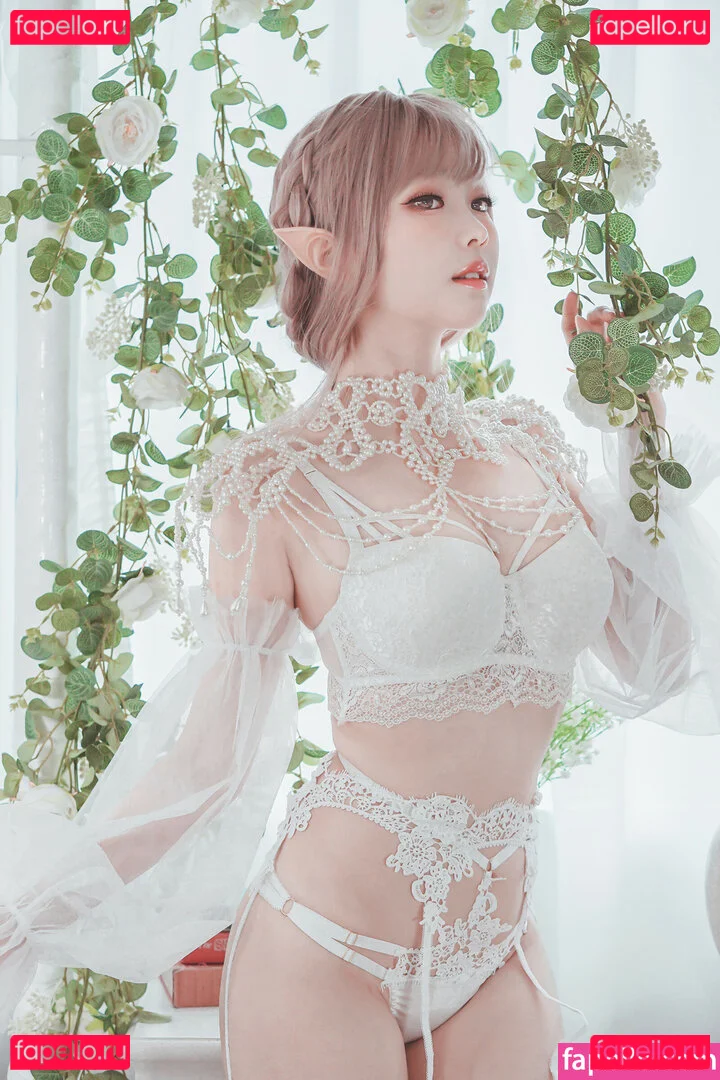 eeelyeee Onlyfans Photo Gallery 