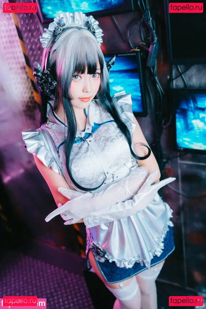 eeelyeee Onlyfans Photo Gallery 