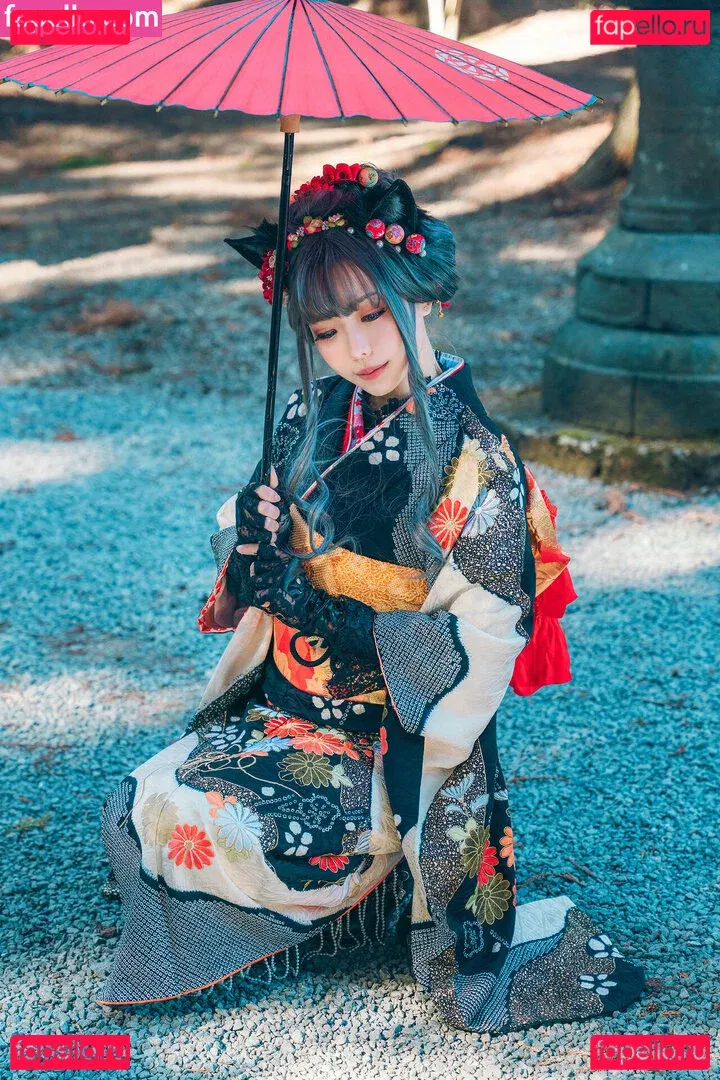 eeelyeee Onlyfans Photo Gallery 