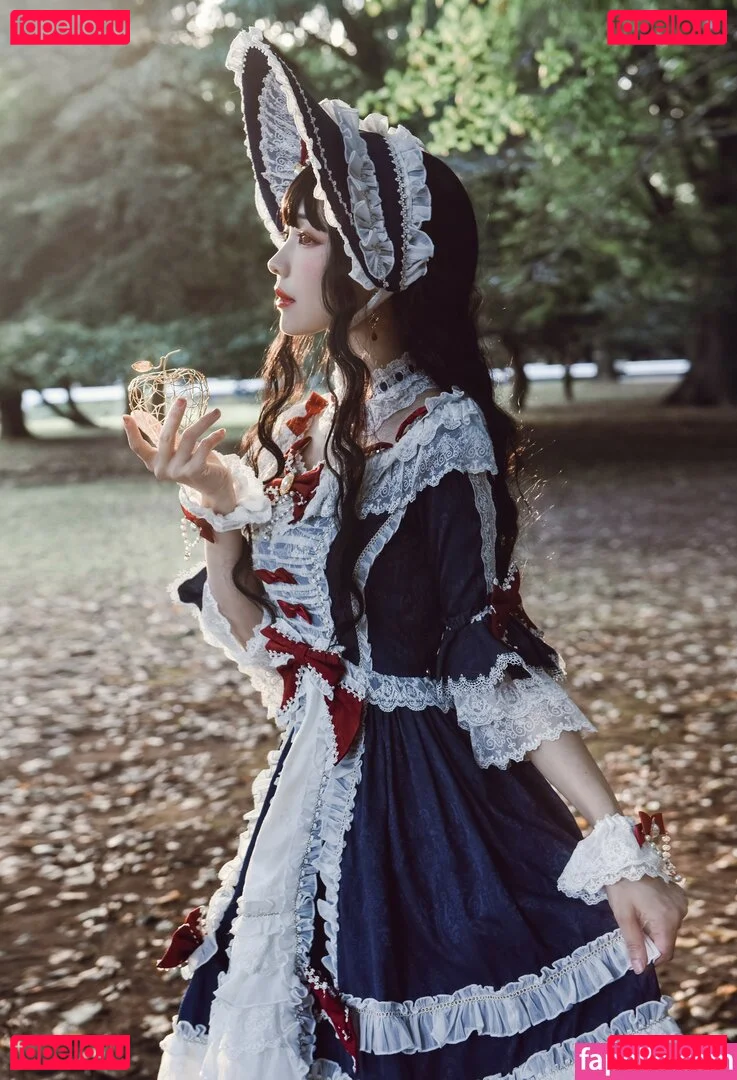 eeelyeee Onlyfans Photo Gallery 