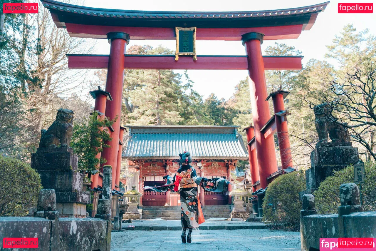 eeelyeee Onlyfans Photo Gallery 