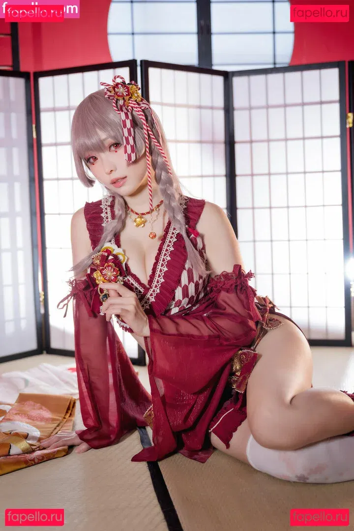 eeelyeee Onlyfans Photo Gallery 