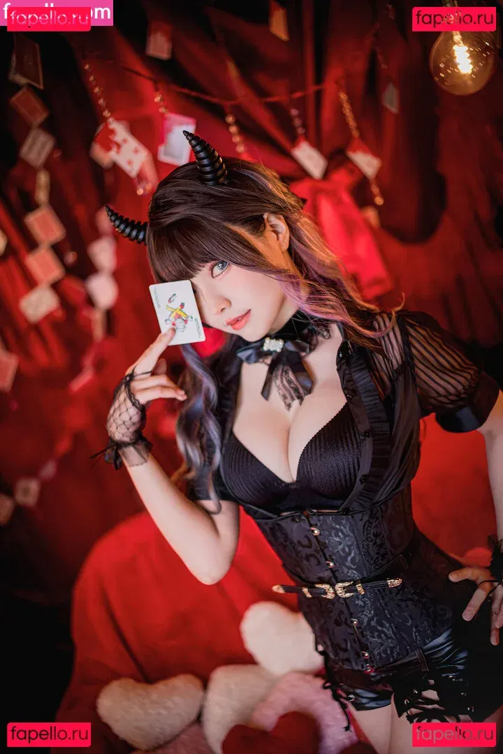 eeelyeee Onlyfans Photo Gallery 