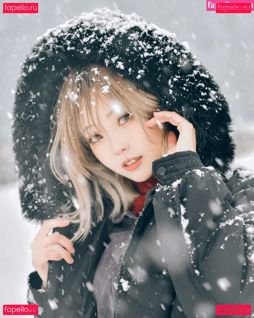 eeelyeee Onlyfans Photo Gallery 