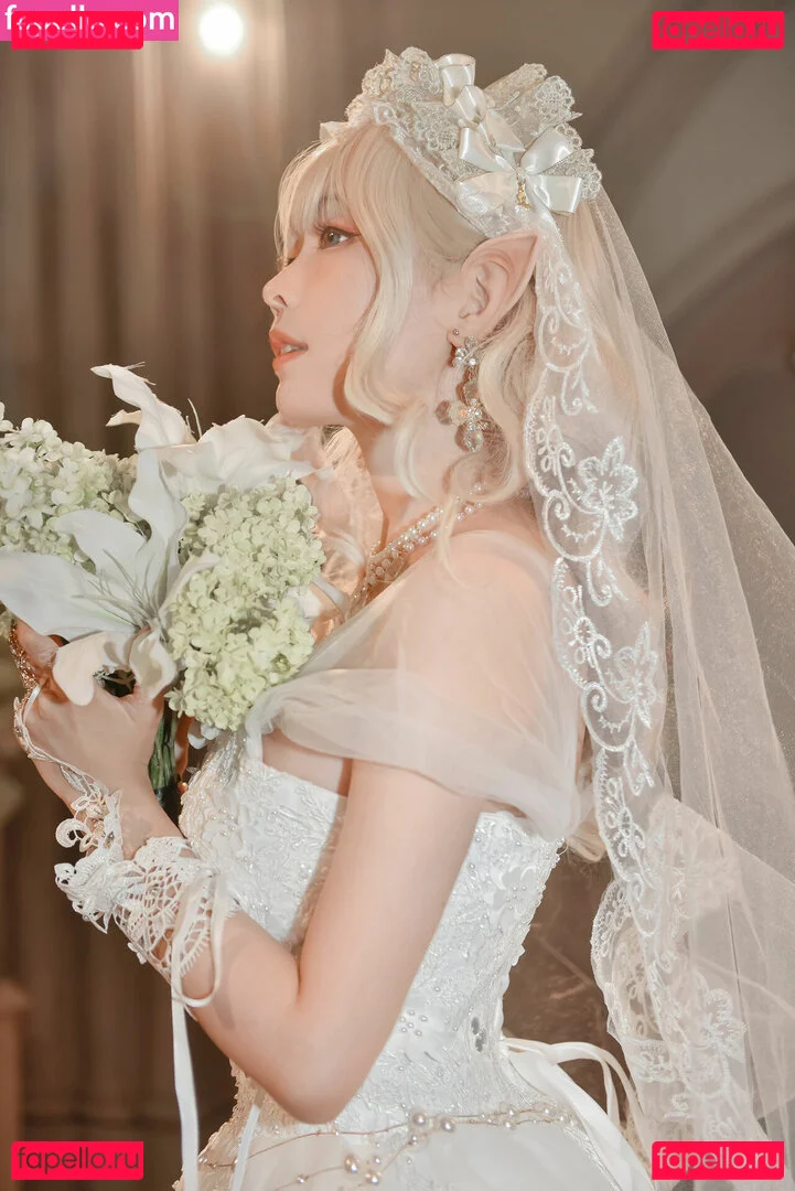 eeelyeee Onlyfans Photo Gallery 