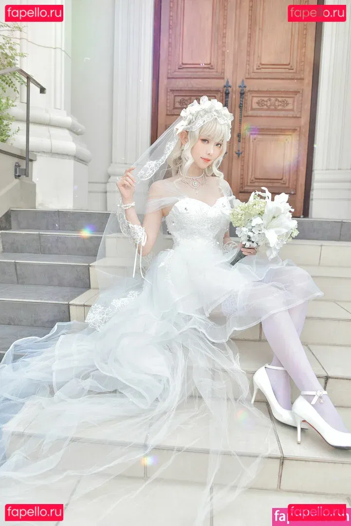 eeelyeee Onlyfans Photo Gallery 