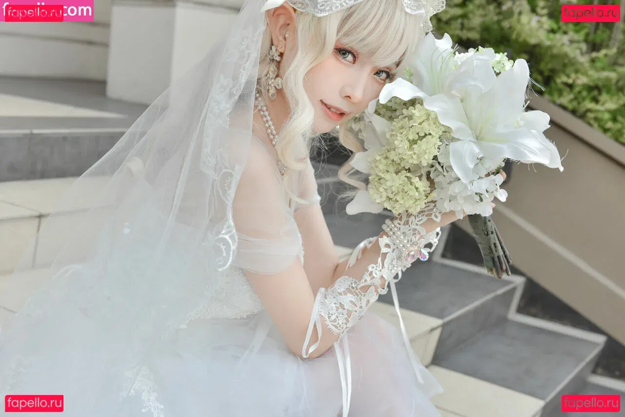 eeelyeee Onlyfans Photo Gallery 