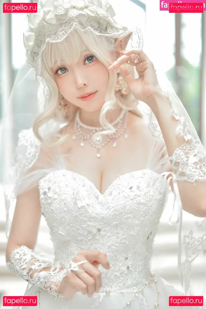 eeelyeee Onlyfans Photo Gallery 