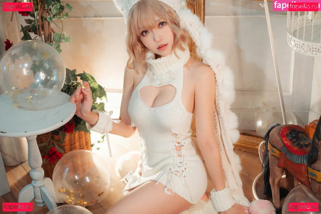 eeelyeee Onlyfans Photo Gallery 