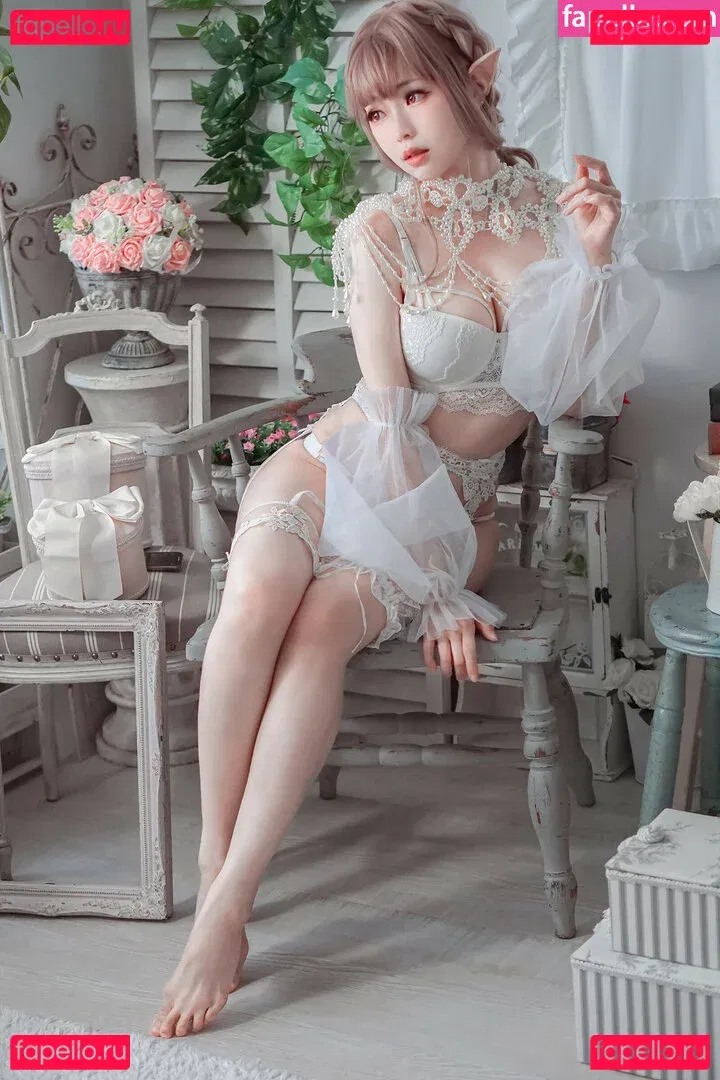 eeelyeee Onlyfans Photo Gallery 