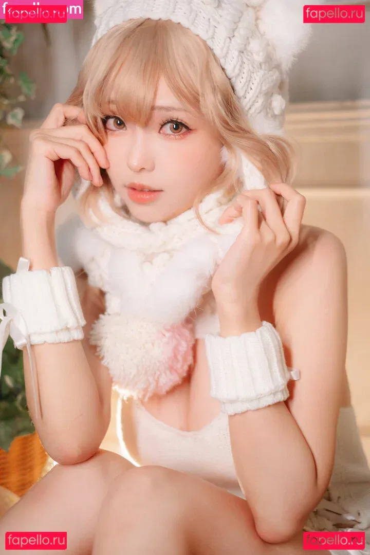 eeelyeee Onlyfans Photo Gallery 