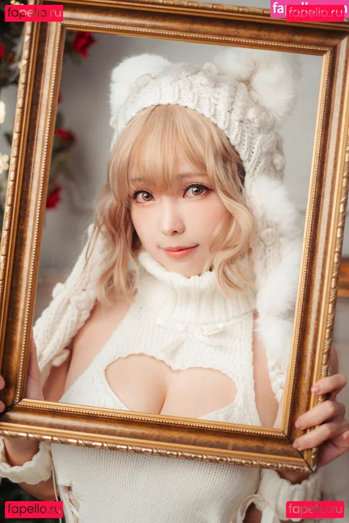 eeelyeee Onlyfans Photo Gallery 