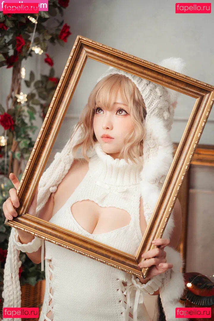 eeelyeee Onlyfans Photo Gallery 