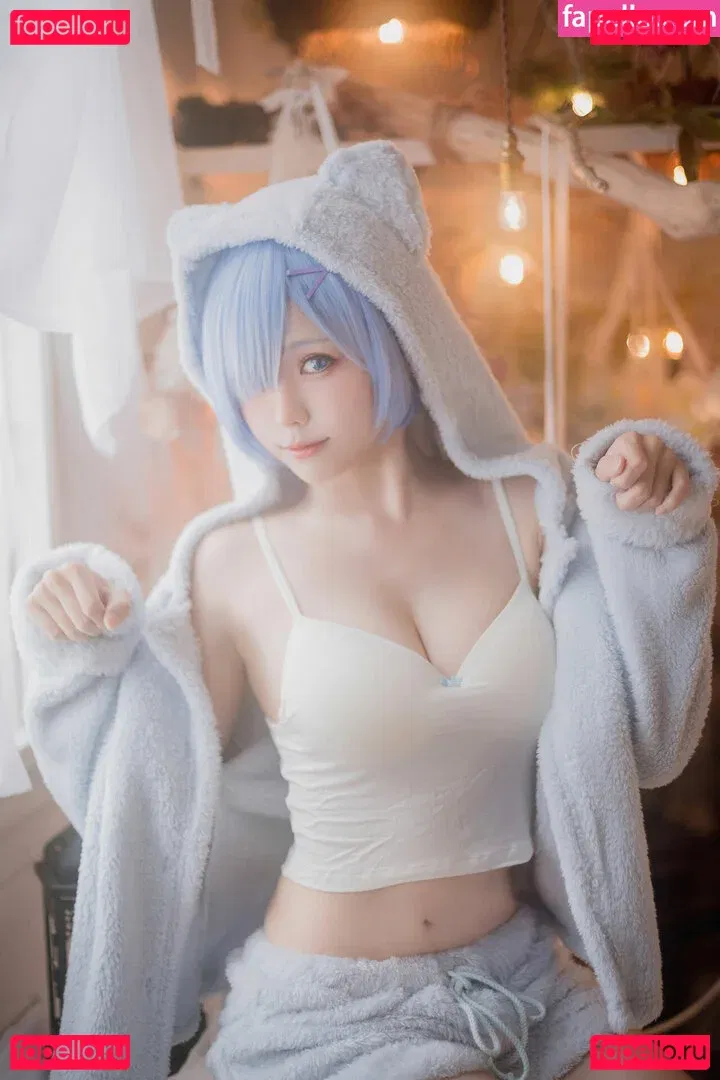 eeelyeee Onlyfans Photo Gallery 